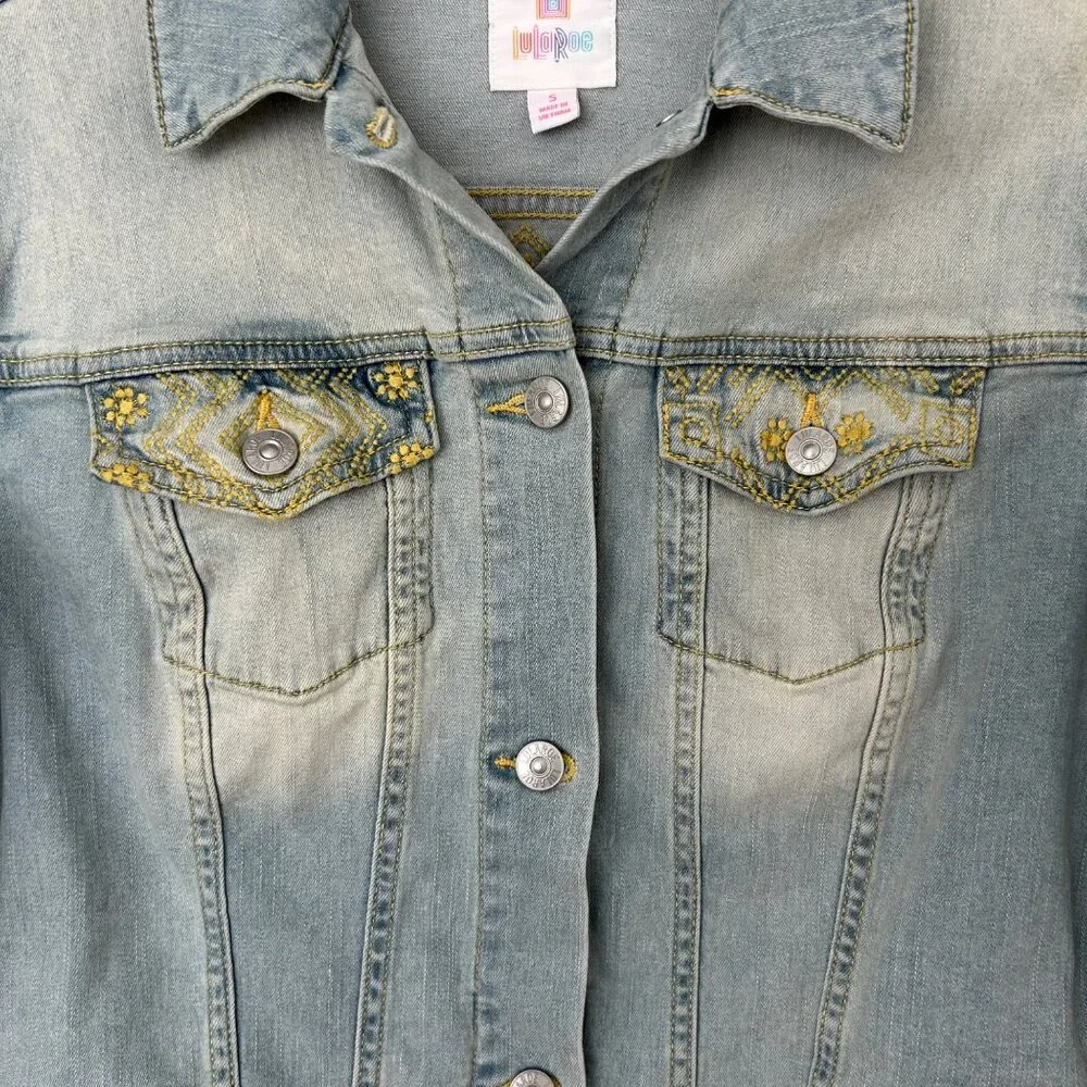 LuLaRoe Jaxon Light Wash Embroidered Denim Jacket (S)